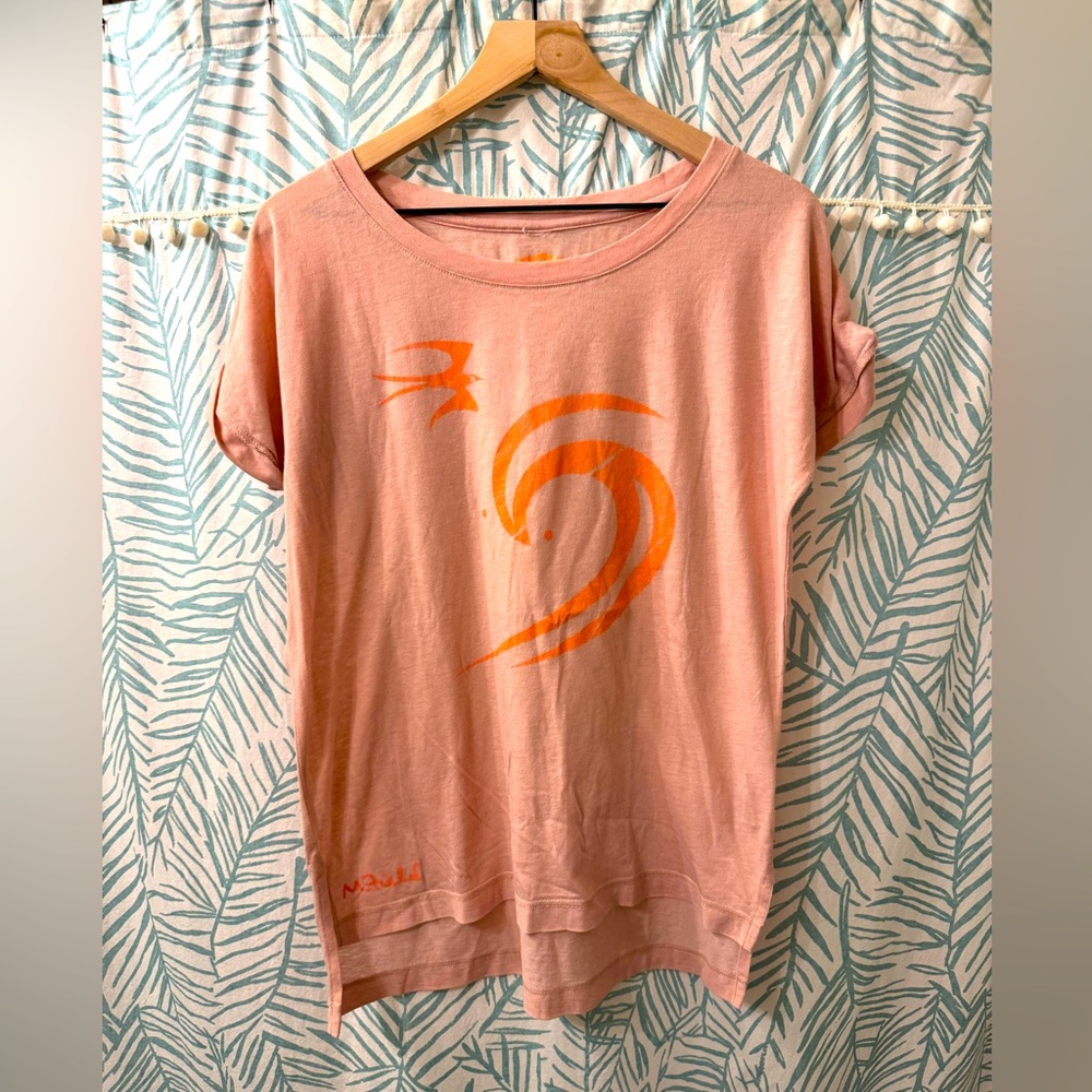 Gorgeous and Soft Pink and Coral Hawaii Cap Sleeved Tee